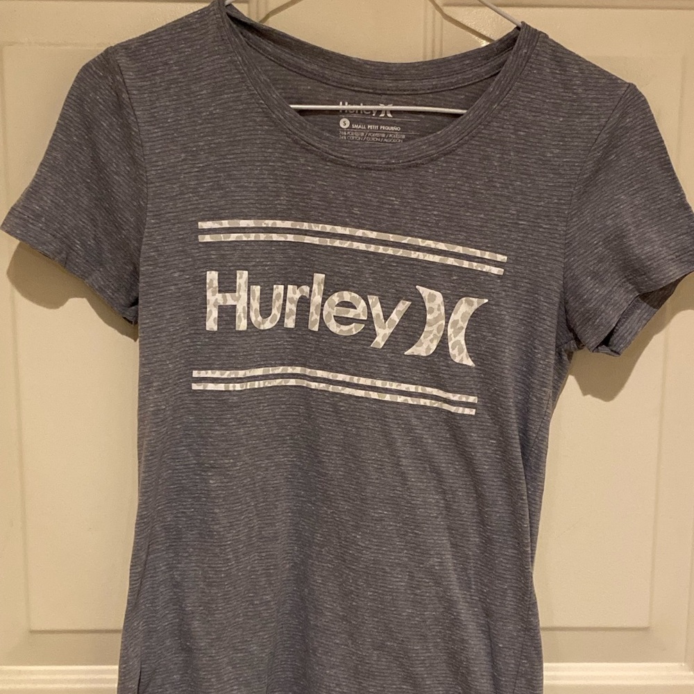 Hurley grey shirt